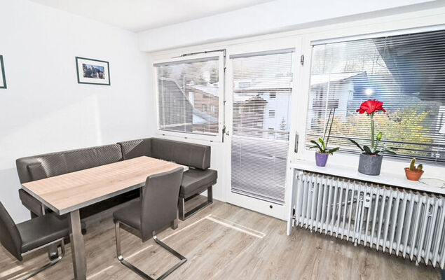 Reini Top 20 - Photo 3