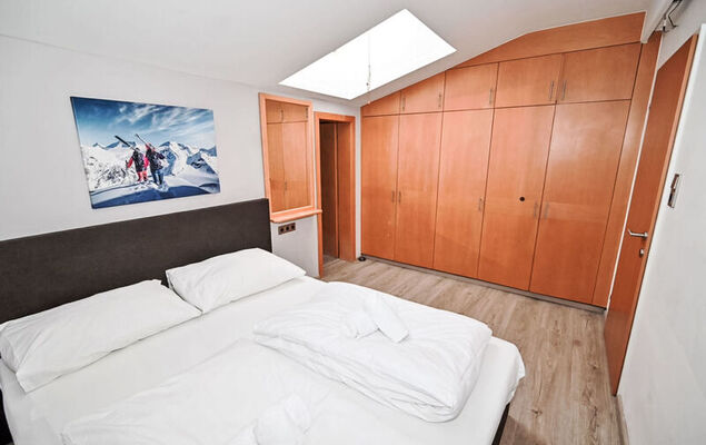 Reini Top 20 - Photo 5